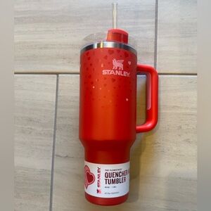 Stanley Target Exclusive Valentine's Day 2025 Ruby Hearts 40oz Tumbler N…